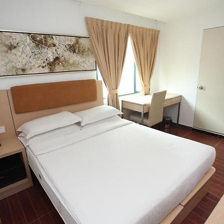 Aira Hotel Kuala Lumpur Exterior photo