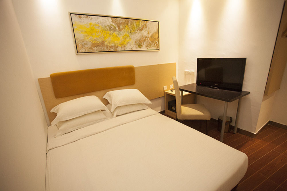 Aira Hotel Kuala Lumpur Exterior photo